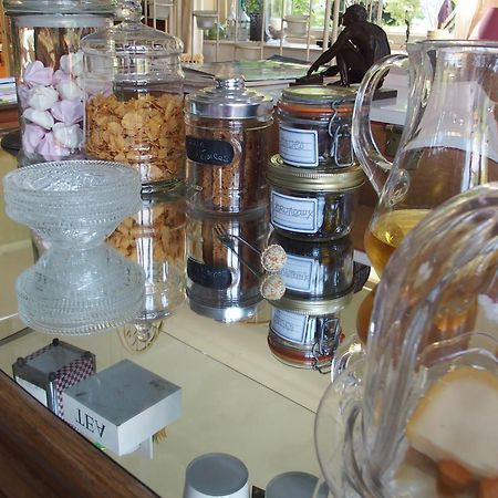 Manoir De Bois En Ardres Acomodação com café da manhã Exterior foto