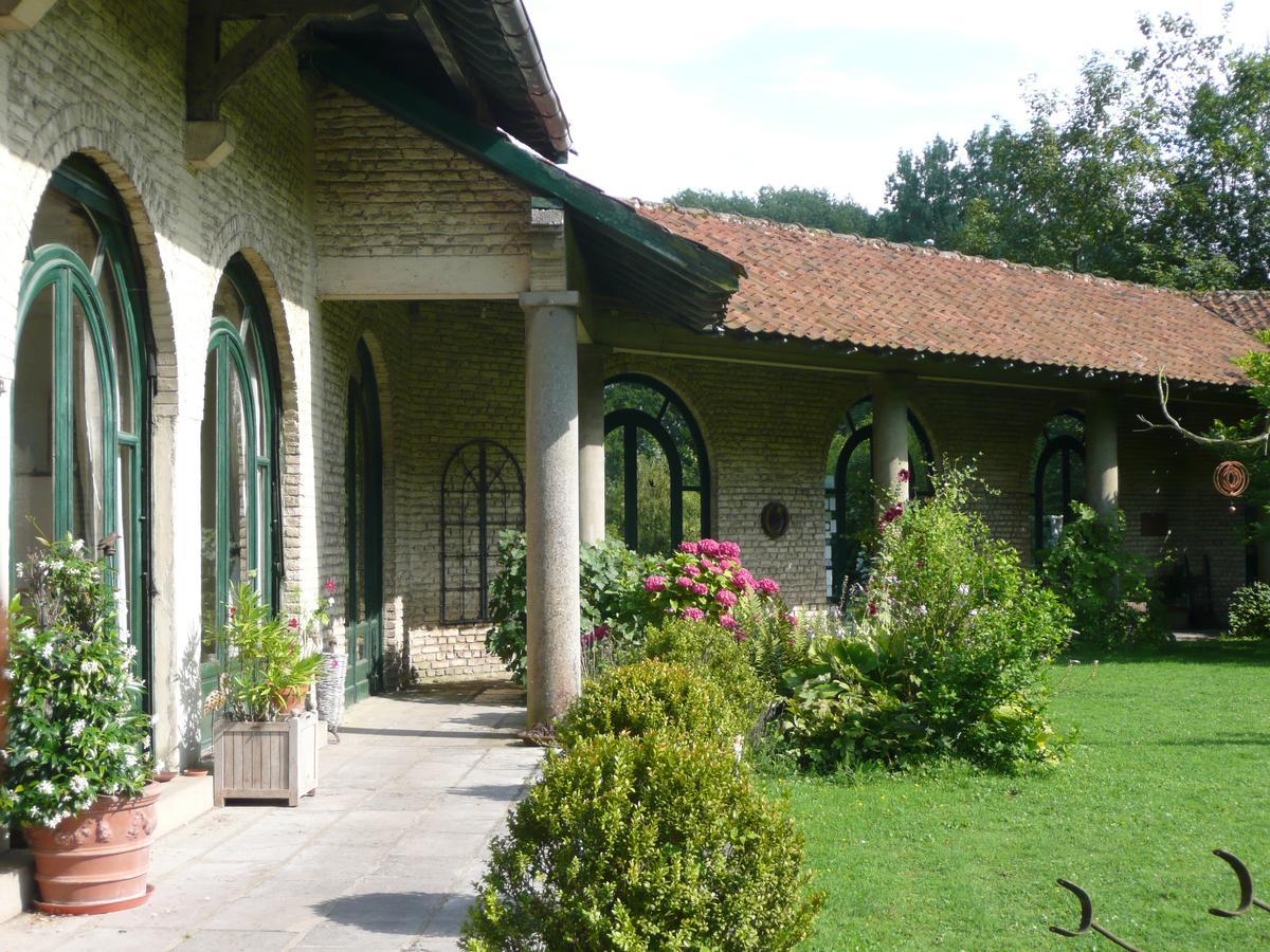 Manoir De Bois En Ardres Acomodação com café da manhã Exterior foto